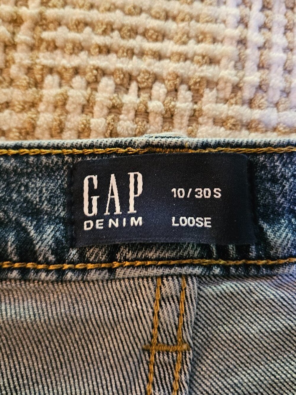 Womens GAP 10/30 loose soft denim jeans